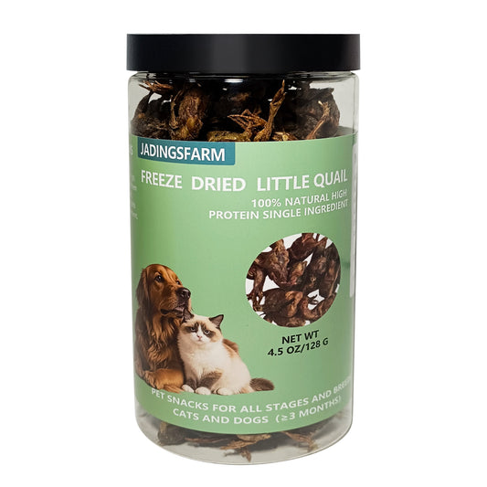 Freeze Dried Little Quail, 4.5 Oz Freeze dried Quail Dogs Cat Treats, Single Ingredient Freeze Dried Cat and Dog Treats Delicious Training Snacks, Natural Cat Food Healthy Animal Protein Pet Food